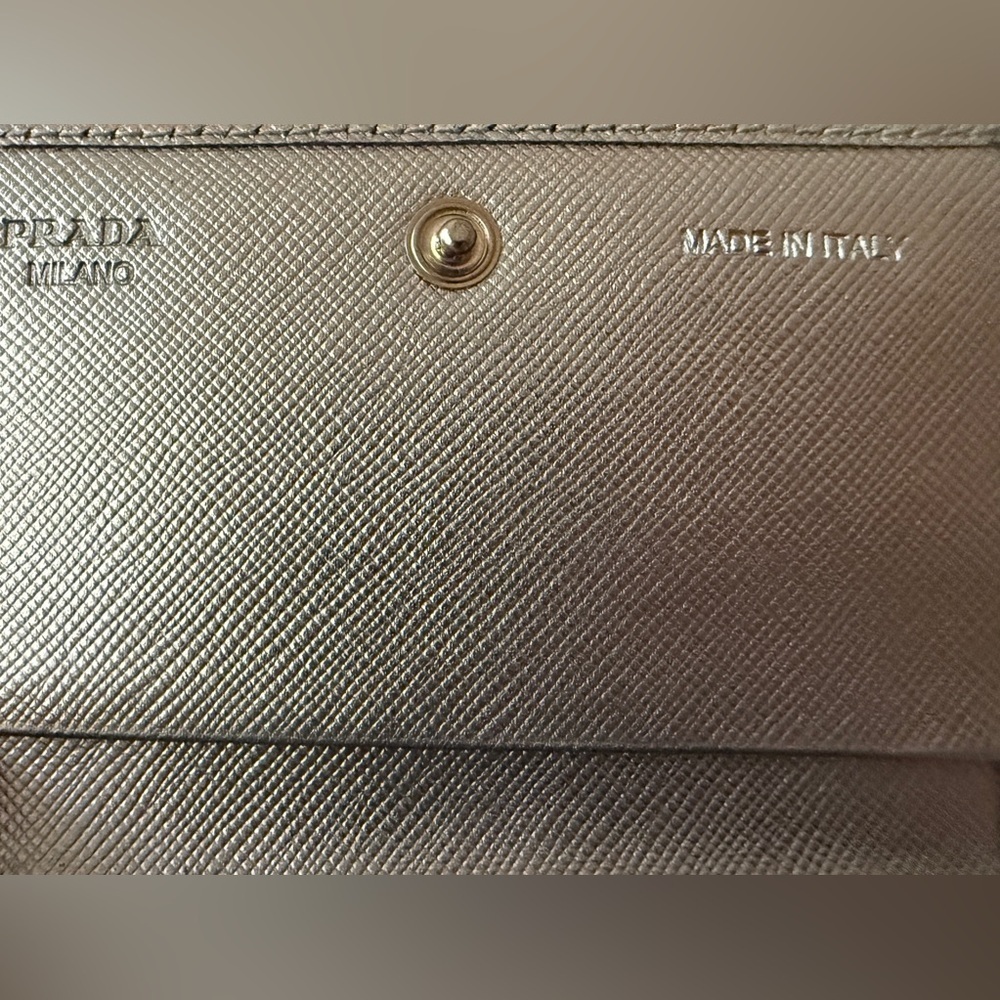 PRADA Saffiano Leather Card Case Wallet Metallic Silver Made in Italy - Picture 9 of 10